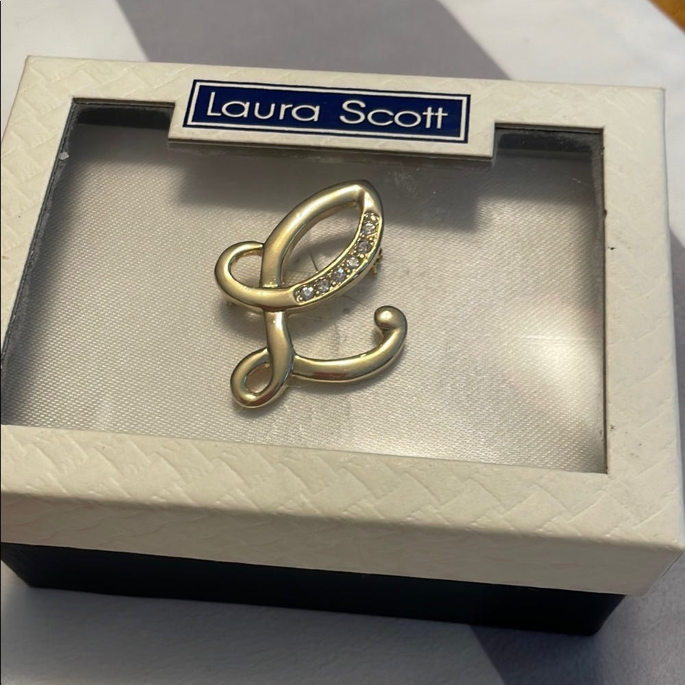 Laura Scott Gold Tone Initial Brooch (New in Box)